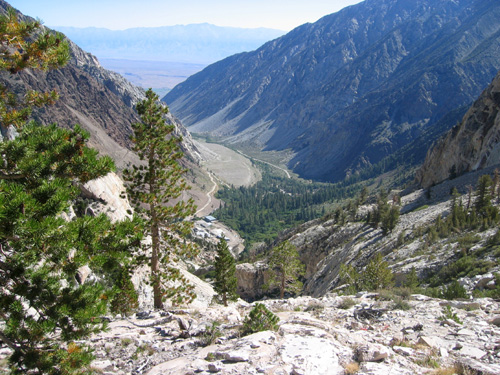 Descending from Pine Lake to the eastern trailhead
